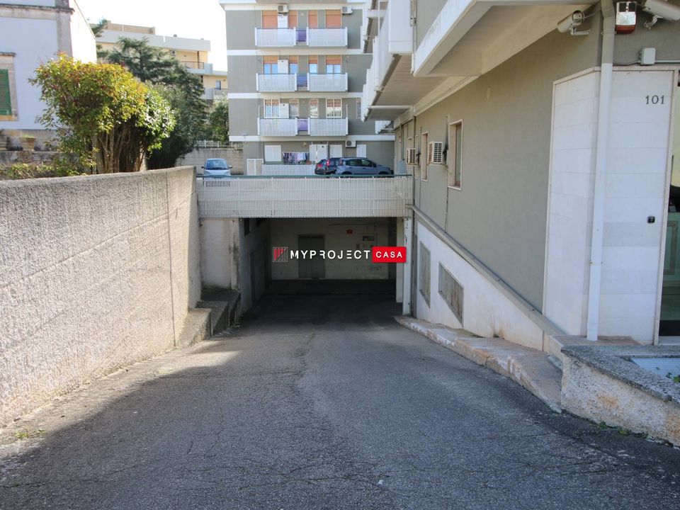 Garage i Martina Franca, Taranto - foto 1