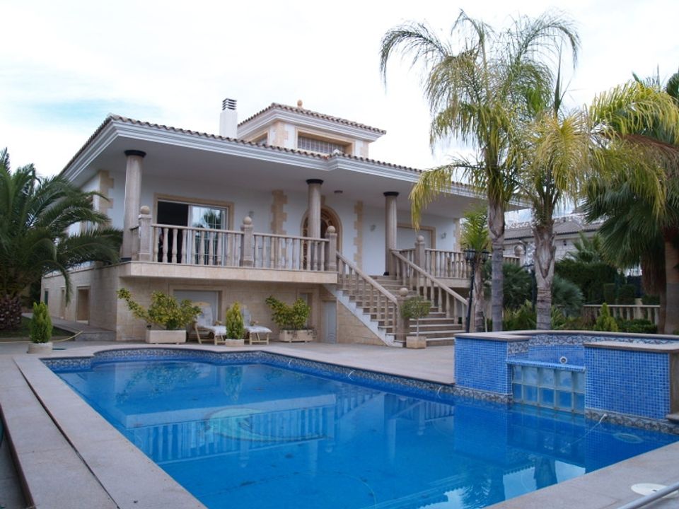 Villa i Alfaz del Pi, Alicante - foto 1