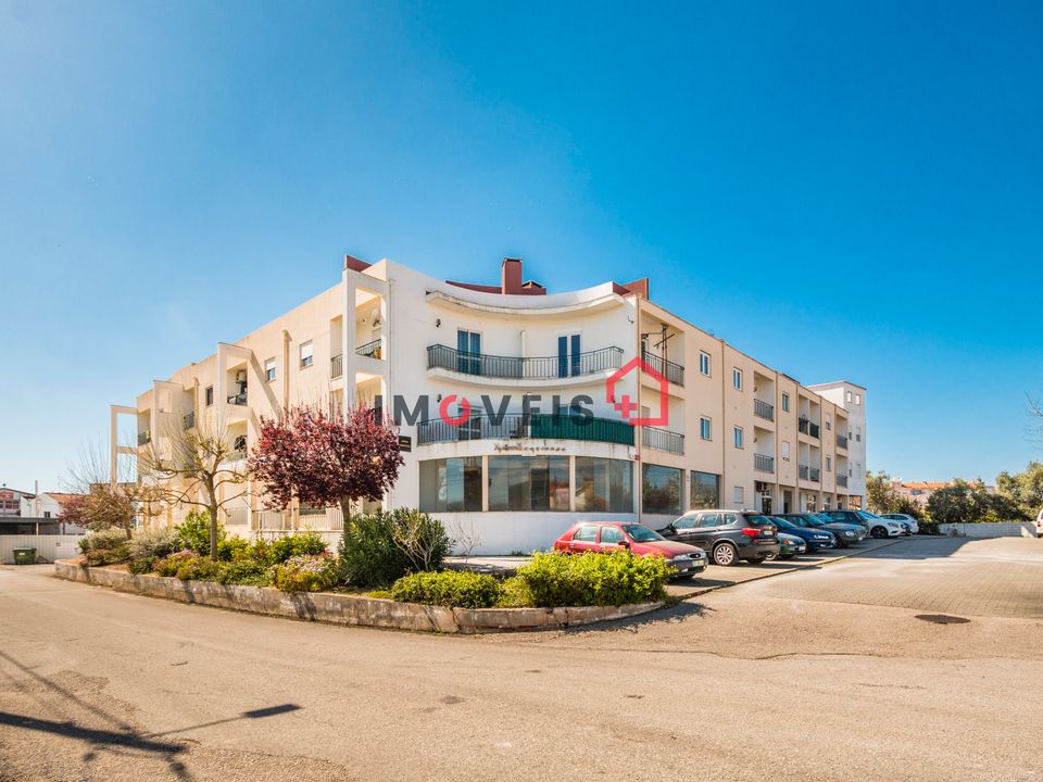 Erhvervsejendom i Porto de Mos, Leiria - foto 1