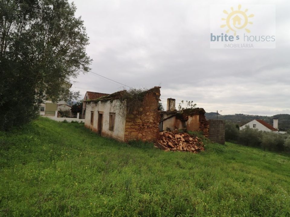Ruinere i Ferreira do Zezere, Santarem - foto 2
