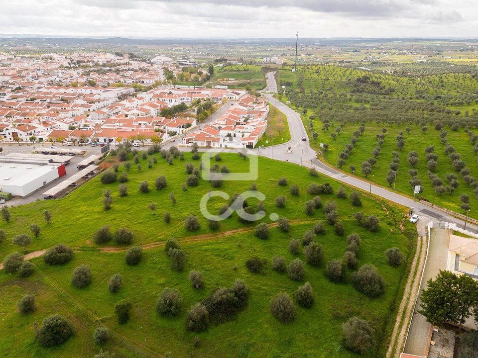 Helårsgrund i Redondo, Evora - foto 2