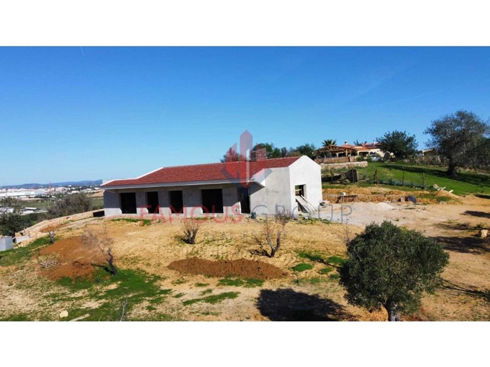 Farm i Algoz, Faro - foto 1