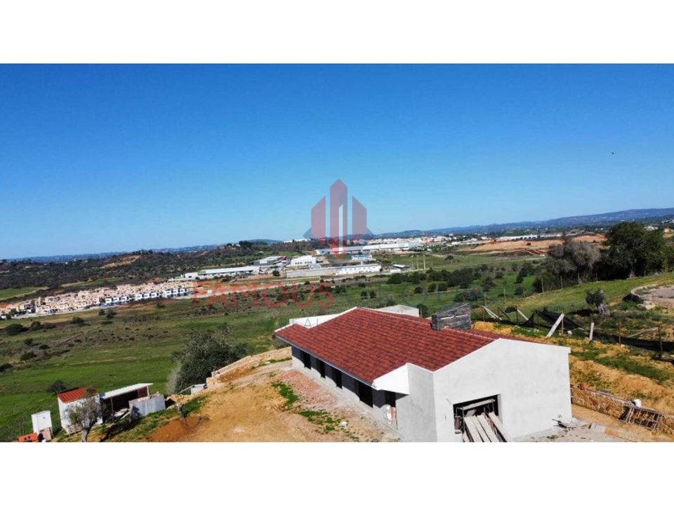Farm i Algoz, Faro - foto 3