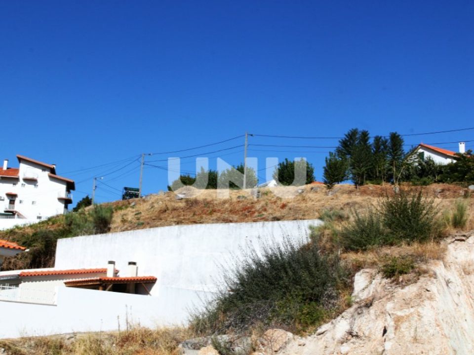 Helårsgrund i Covilha, Castelo Branco - foto 1