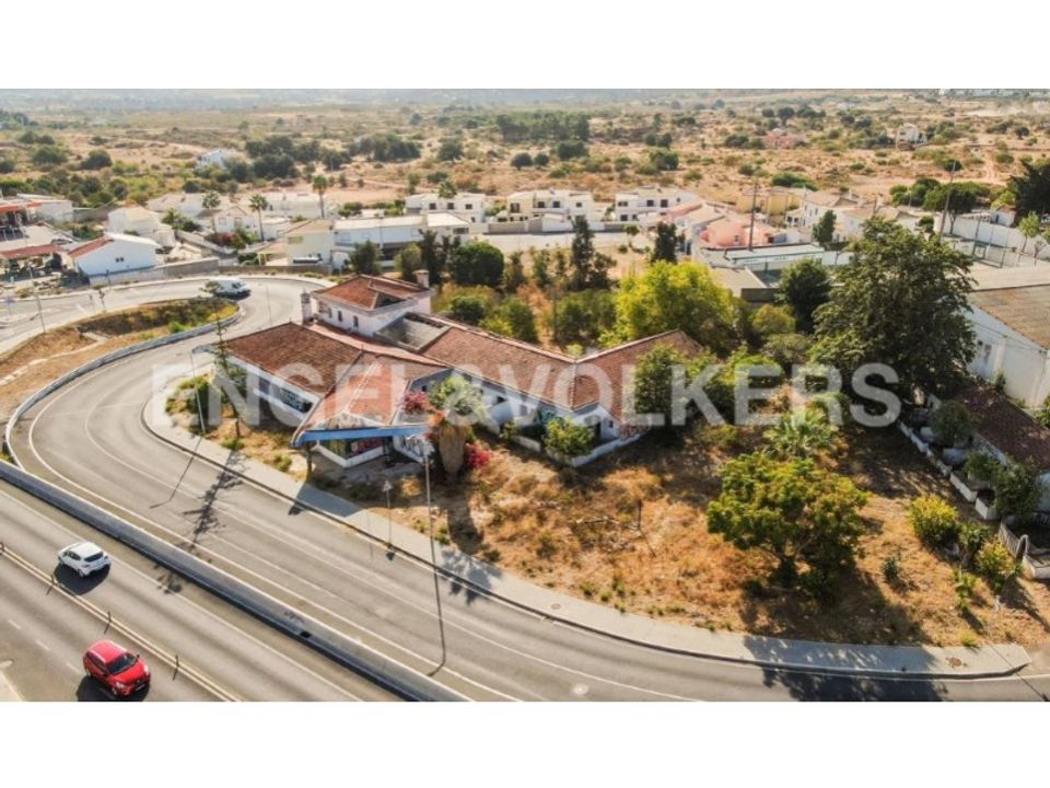 Erhvervsejendom i Alcantarilha, Faro - foto 1