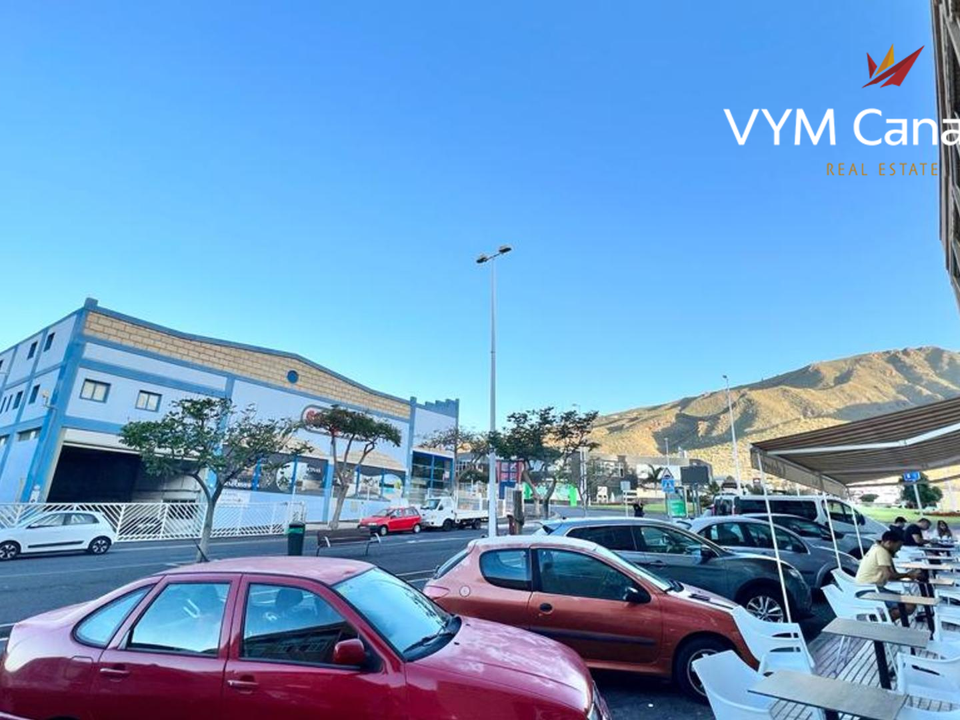 Erhvervsejendom i Ampliacion Los Olivos, Tenerife - foto 1