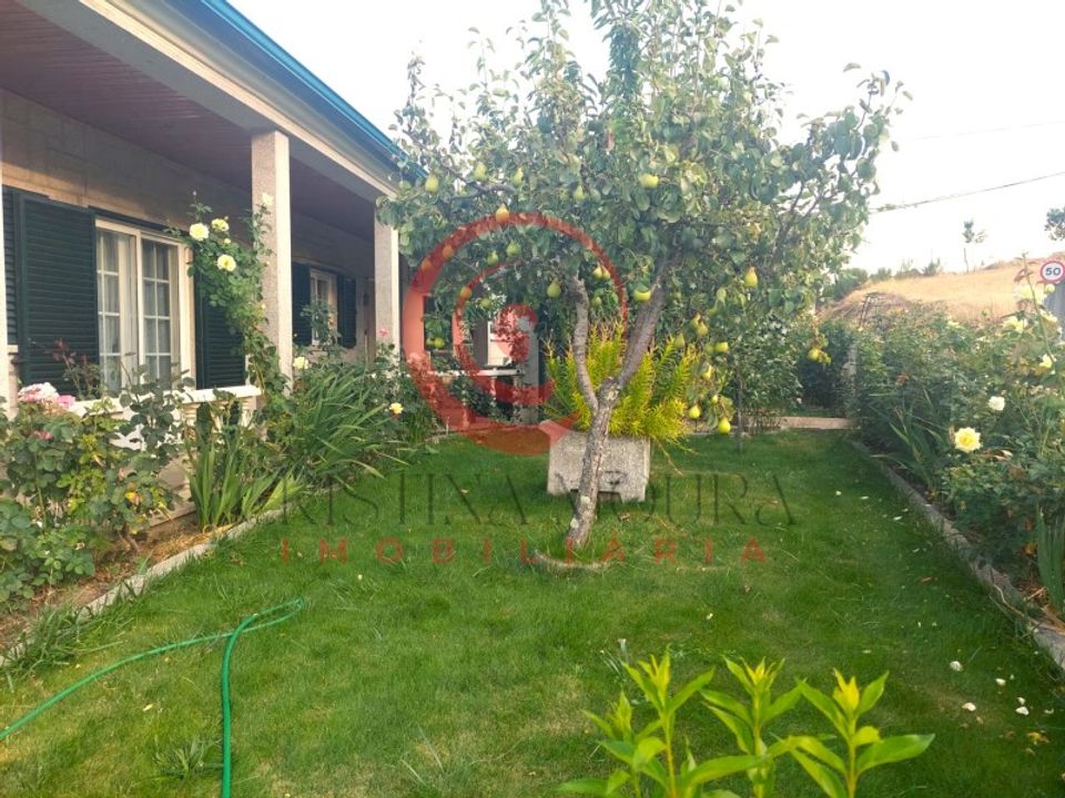Villa i Travancas e Roriz, Vila Real - foto 1