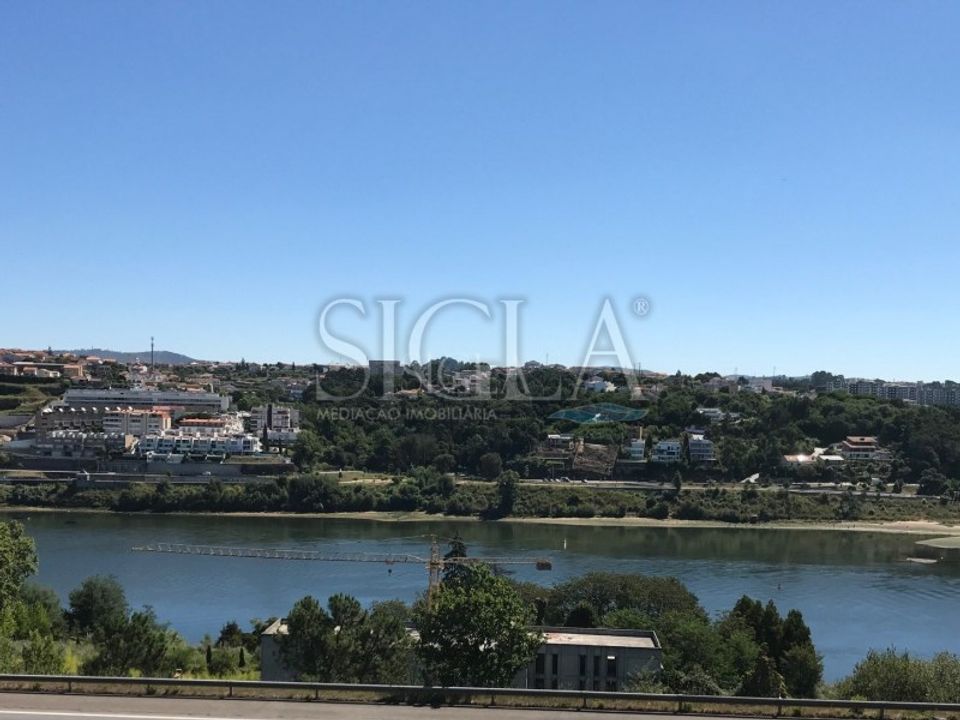 Helårsgrund i Oliveira do Douro, Porto - foto 1