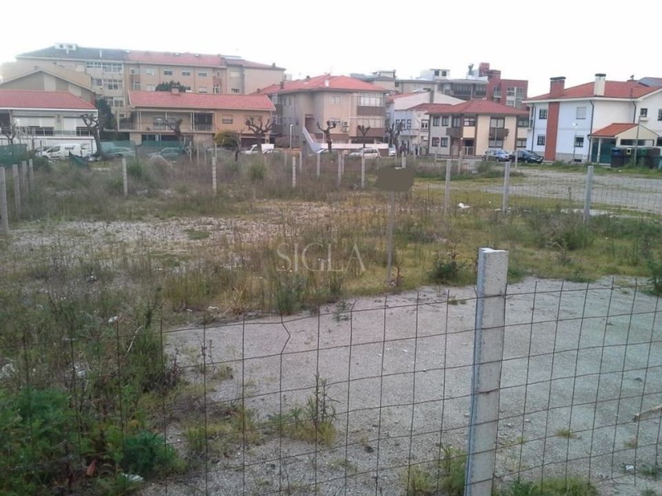 Helårsgrund i Espinho, Aveiro - foto 1
