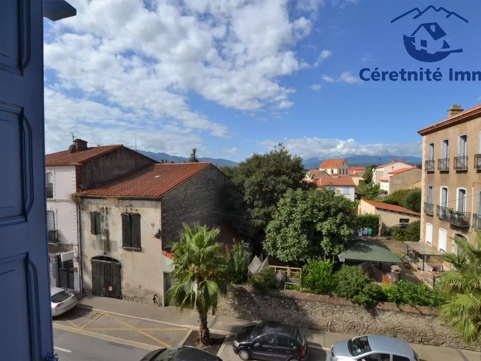 Villa i Le Boulou, Pyrenees-Orientales - foto 1