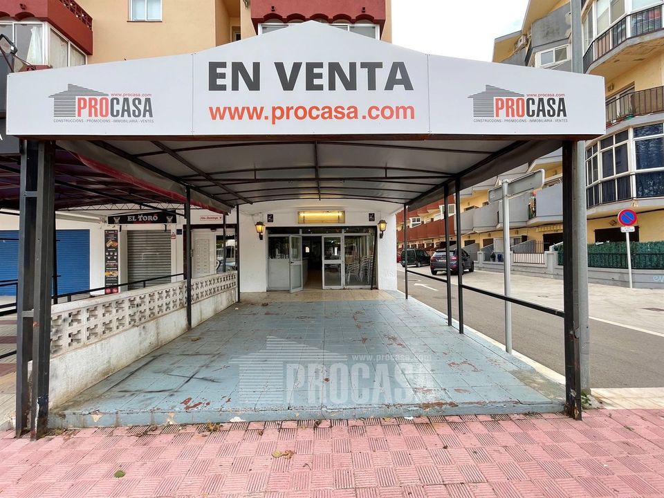 Erhvervsejendom i Empuriabrava, Gerona - foto 1