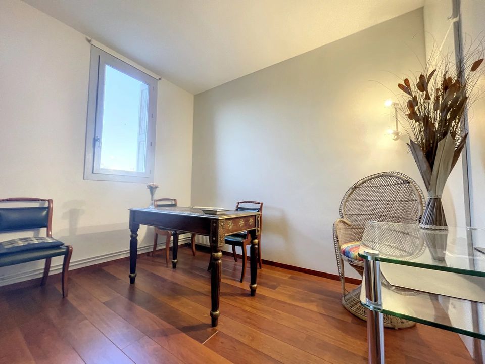 Apartment in Perpignan, Pyrenees-Orientales - photo 2