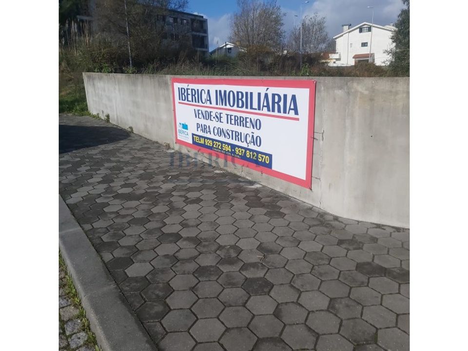 Helårsgrund i Vilar de Andorinho, Porto - foto 2