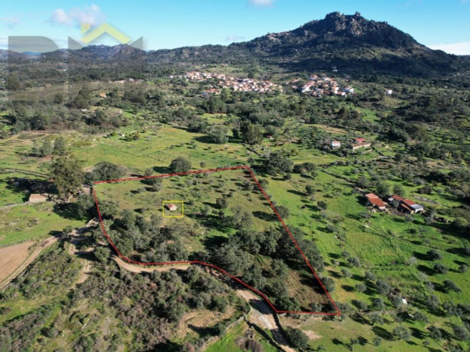 Helårsgrund i Monsanto e Idanha-a-Velha, Castelo Branco - foto 2