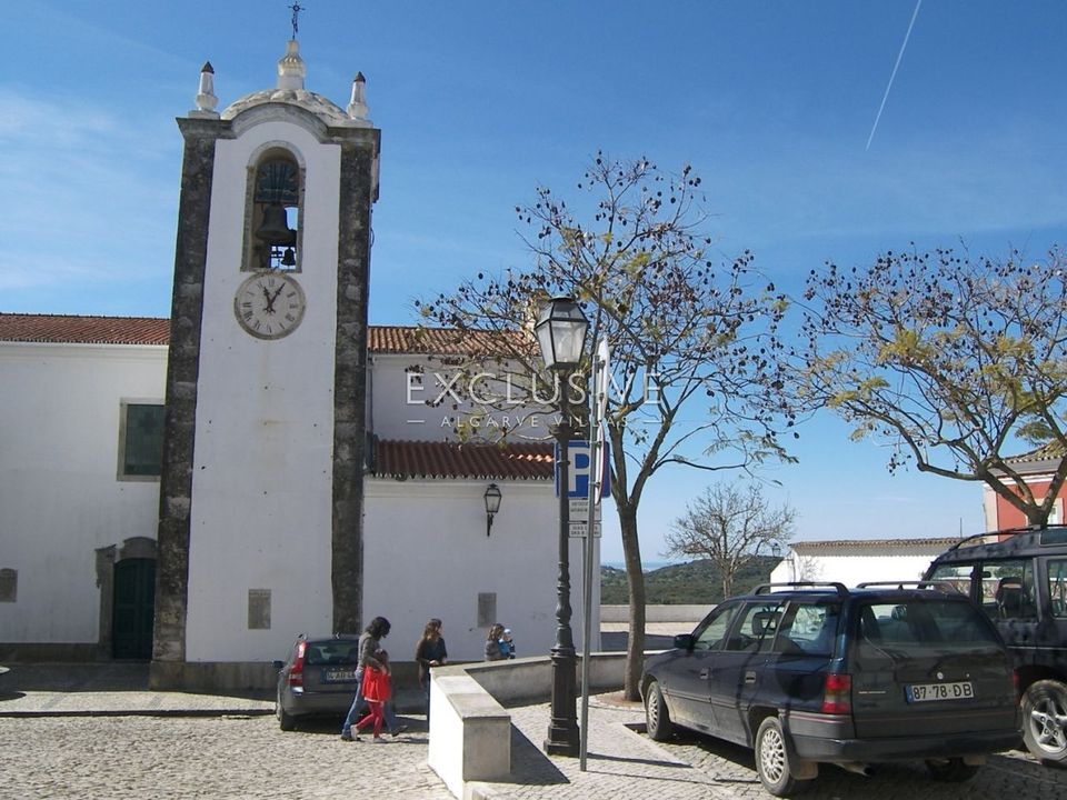 Helårsgrund i Sao Bras de Alportel, Faro - foto 1