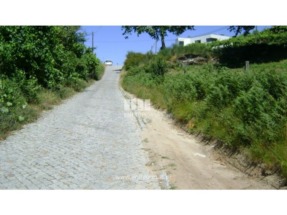 Helårsgrund i Marco de Canaveses, Porto - foto 2