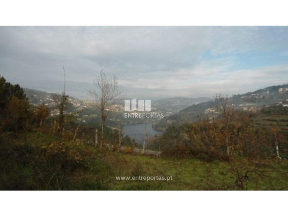 Helårsgrund i Ferreiros de Tendais, Viseu - foto 1
