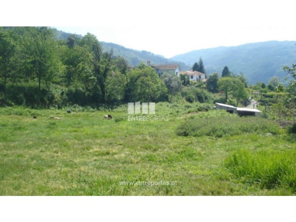 Helårsgrund i Ferreiros de Tendais, Viseu - foto 1
