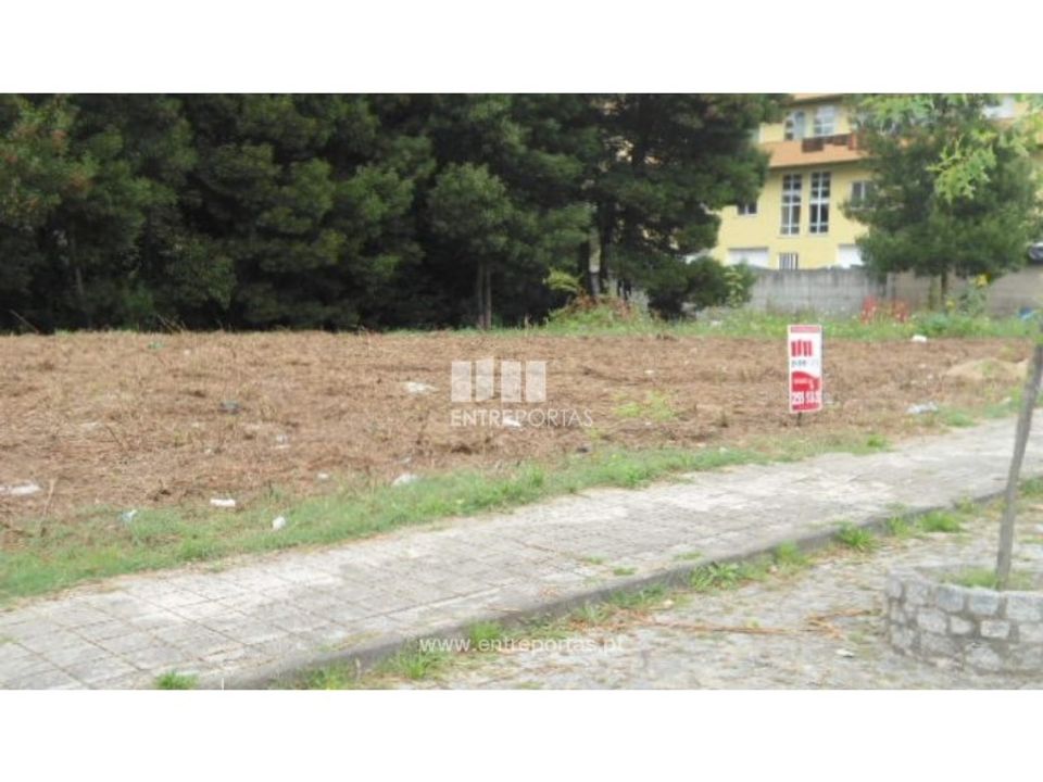 Helårsgrund i Penafiel, Porto - foto 1