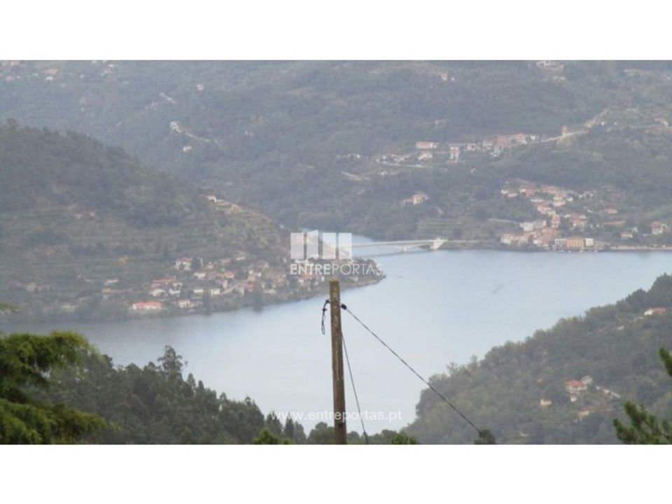 Helårsgrund i Penhalonga e Pacos de Gaiolo, Porto - foto 5