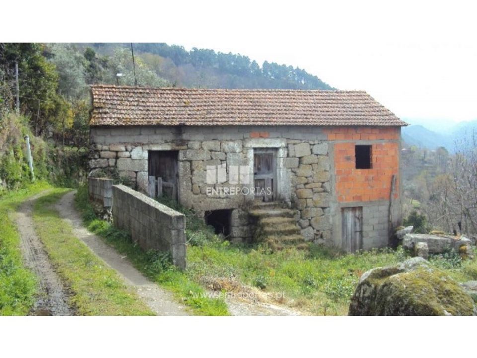Helårsgrund i Ferreiros de Tendais, Viseu - foto 1