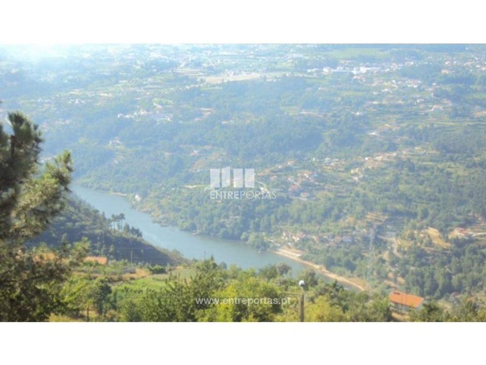 Helårsgrund i Ferreiros de Tendais, Viseu - foto 1