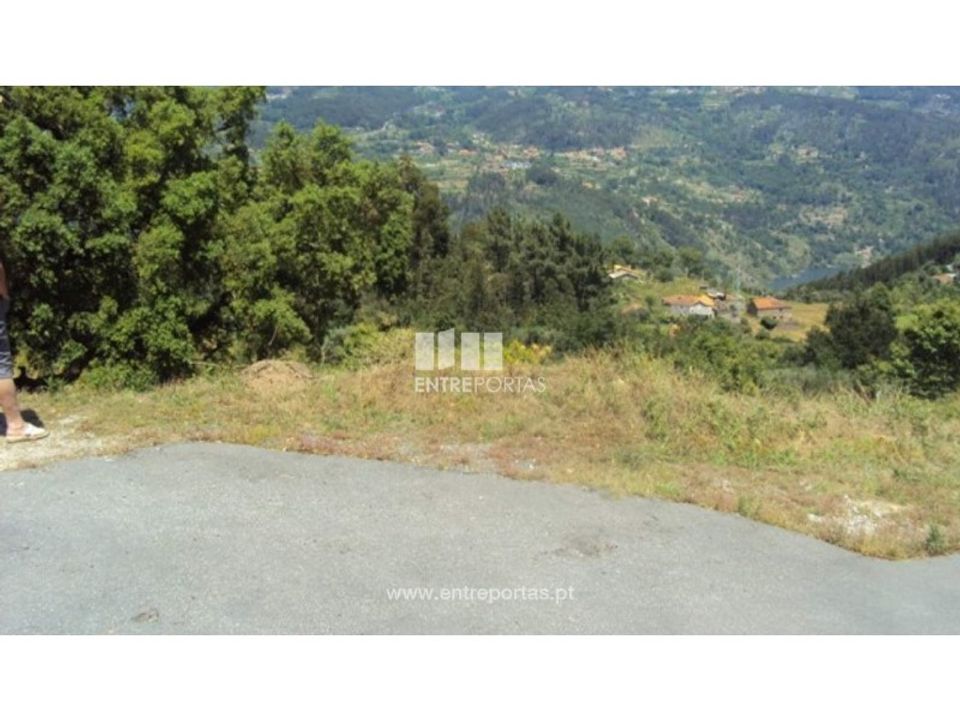 Helårsgrund i Ferreiros de Tendais, Viseu - foto 2