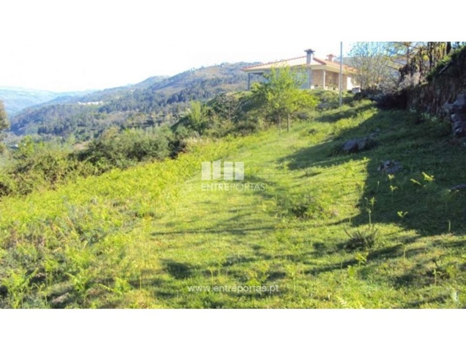 Helårsgrund i Ferreiros de Tendais, Viseu - foto 1