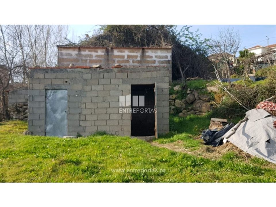 Helårsgrund i Penhalonga e Pacos de Gaiolo, Porto - foto 3