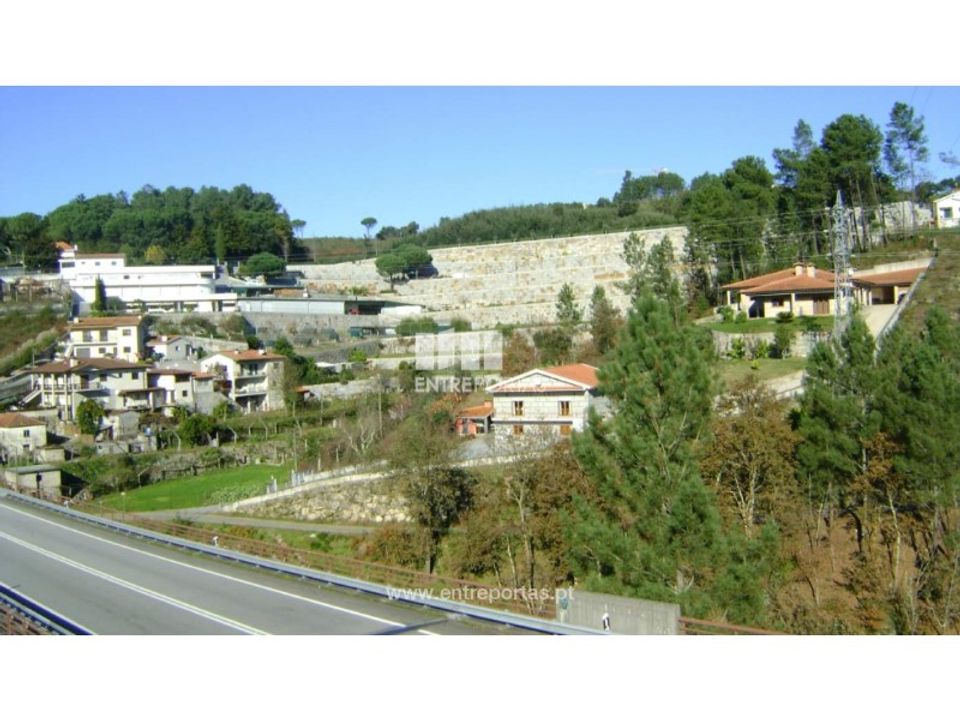 Helårsgrund i Marco de Canaveses, Porto - foto 2