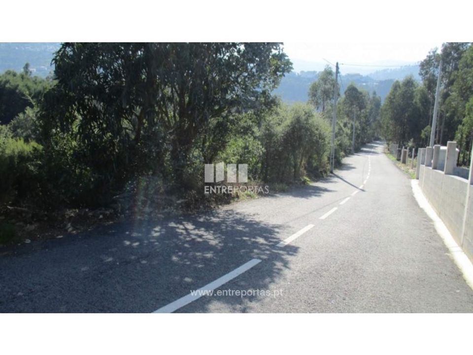 Helårsgrund i Penafiel, Porto - foto 1