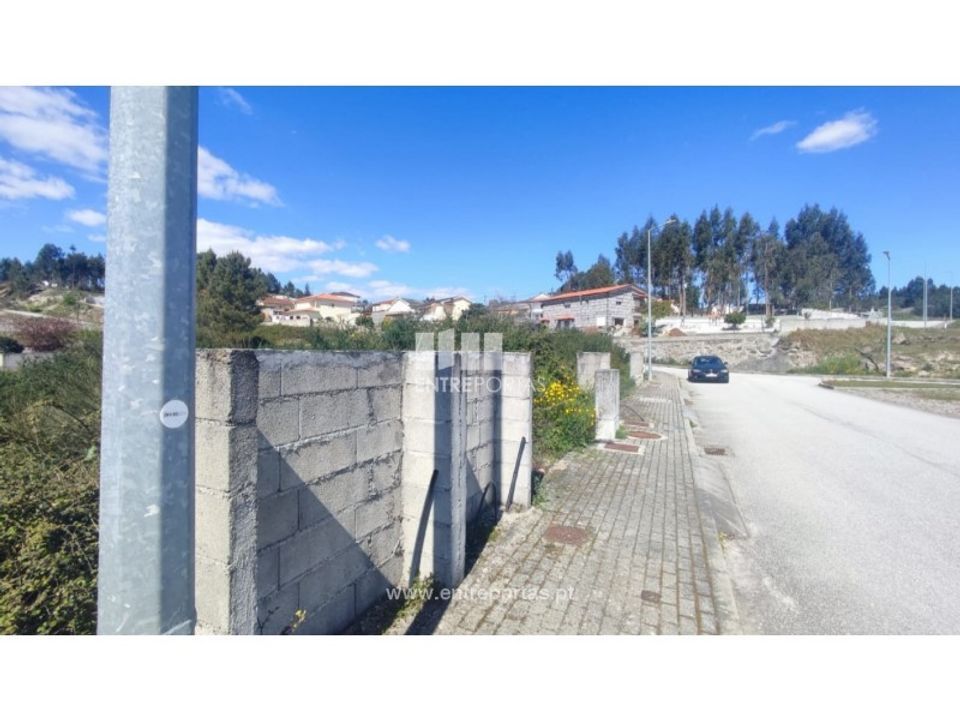 Helårsgrund i Amarante, Porto - foto 1
