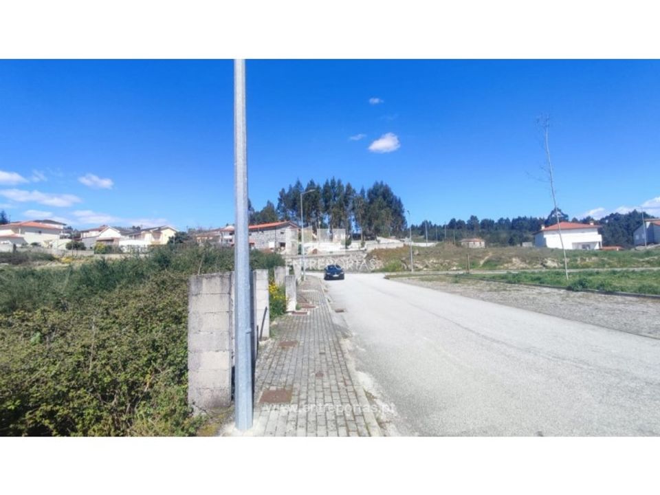 Helårsgrund i Amarante, Porto - foto 1