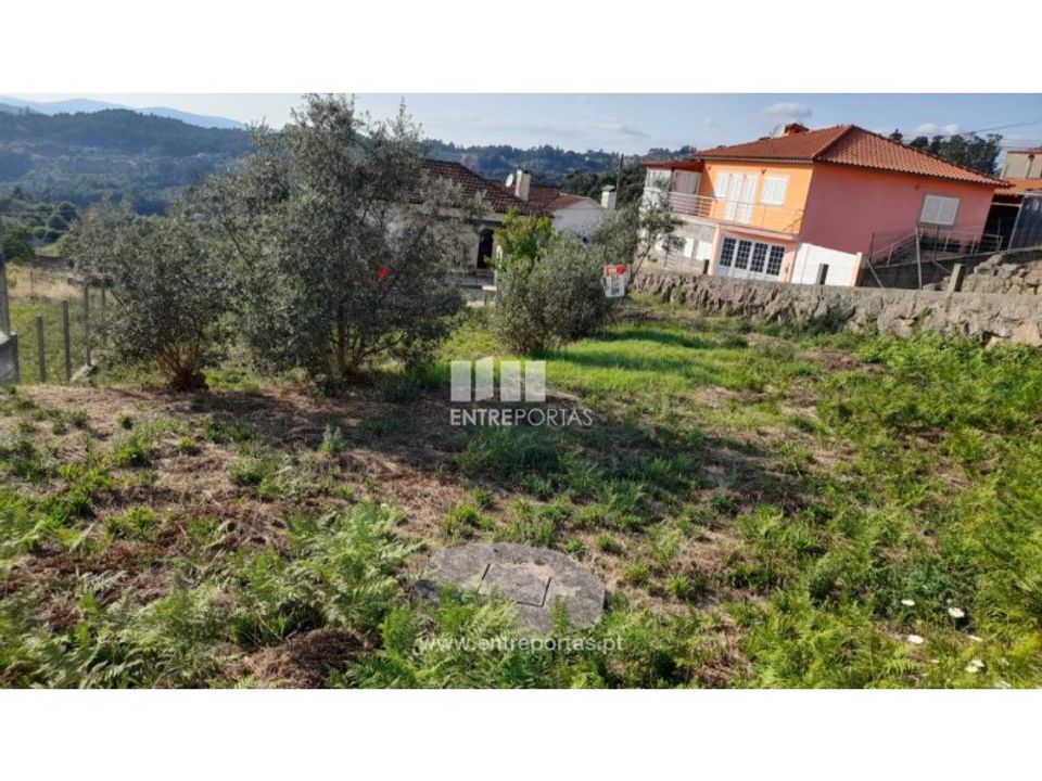 Helårsgrund i Amarante, Porto - foto 1