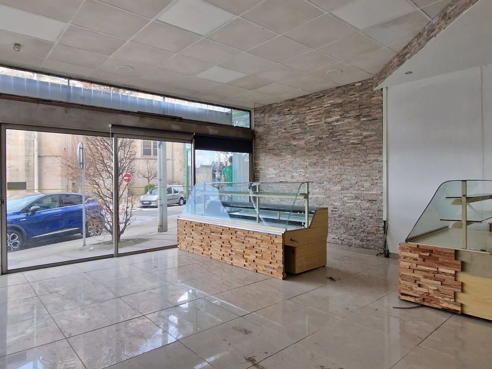 L'establiment comercial a Firminy, Loire - foto 2