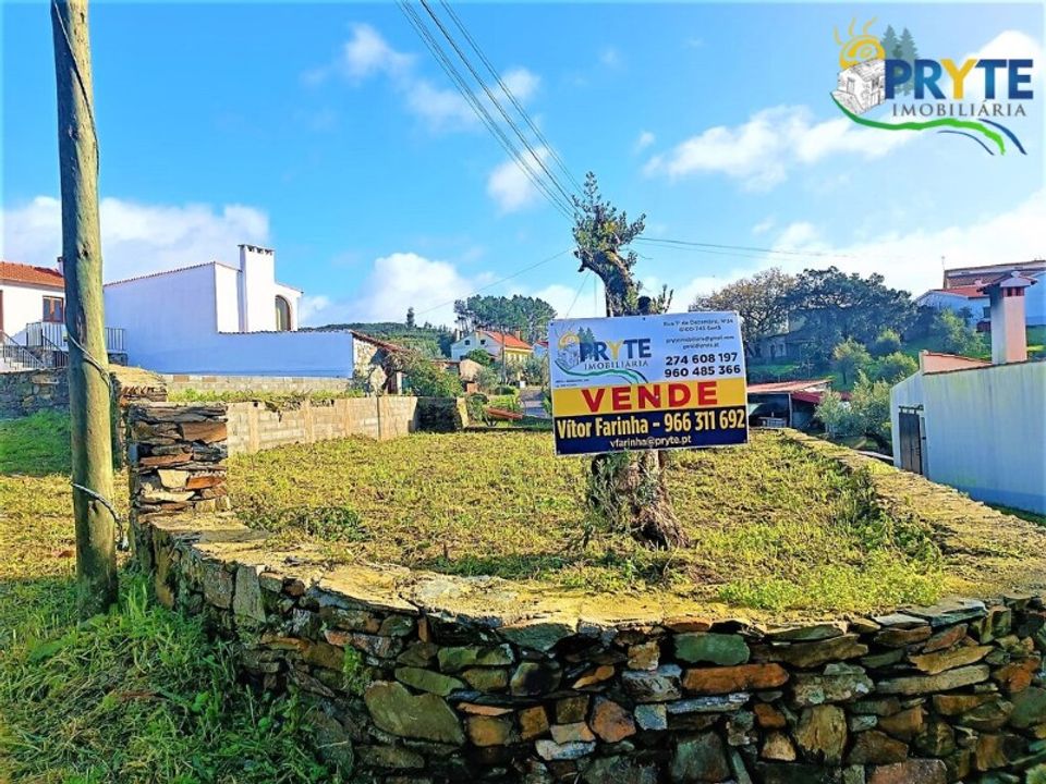 Helårsgrund i Varzea dos Cavaleiros, Castelo Branco - foto 1