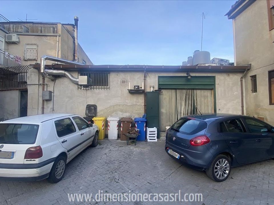 Erhvervsejendom i San Cataldo, Caltanissetta - foto 3