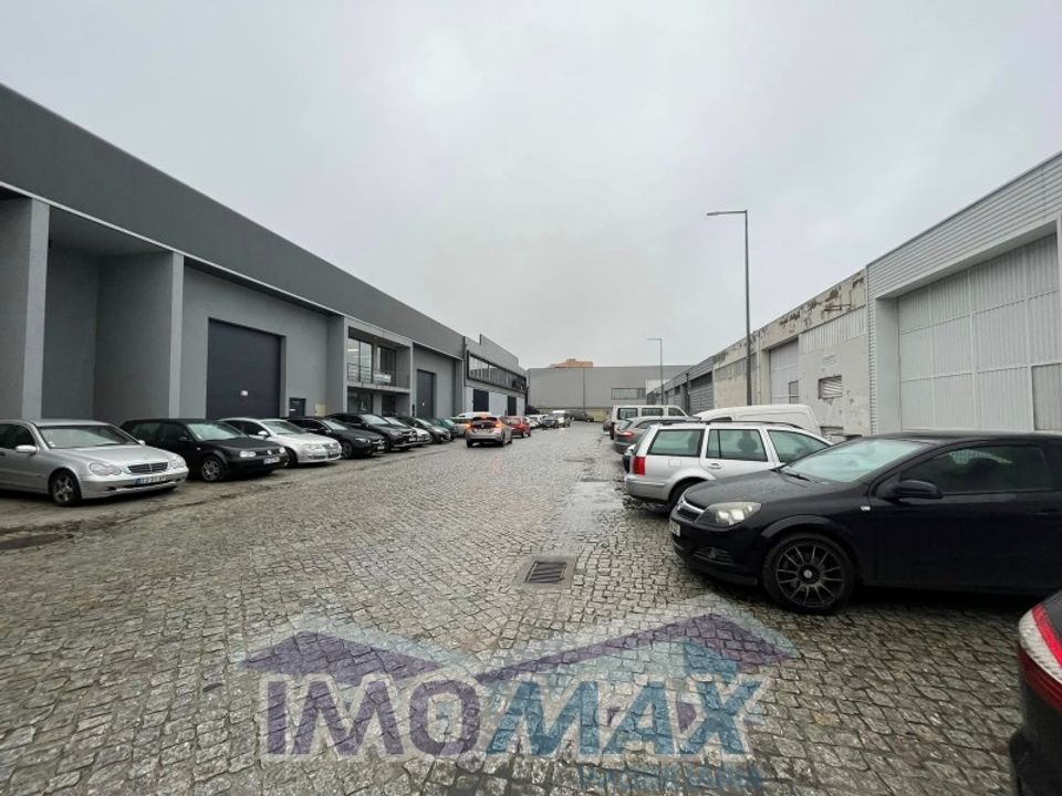 Erhvervsejendom i Lousada, Porto - foto 1