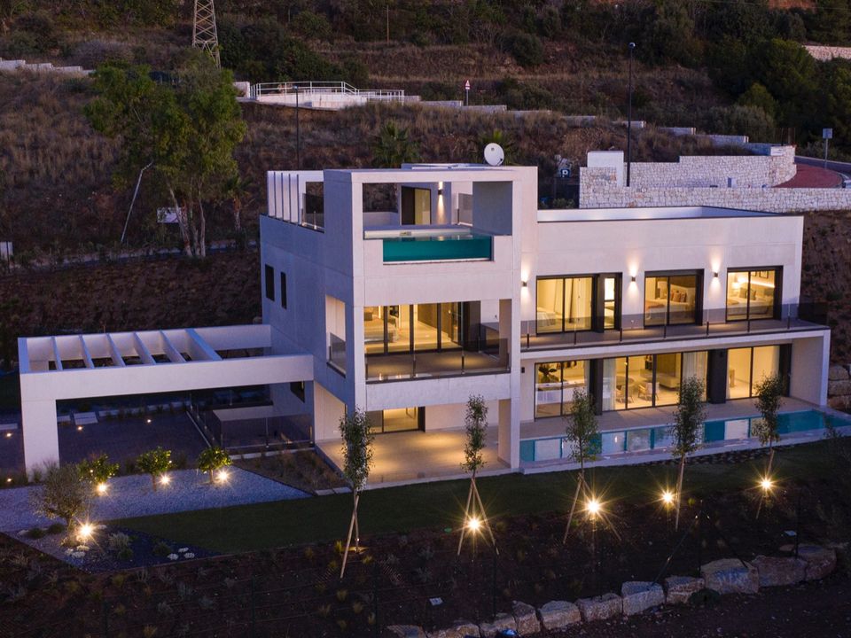 Villa i Benalmadena, Malaga - foto 1