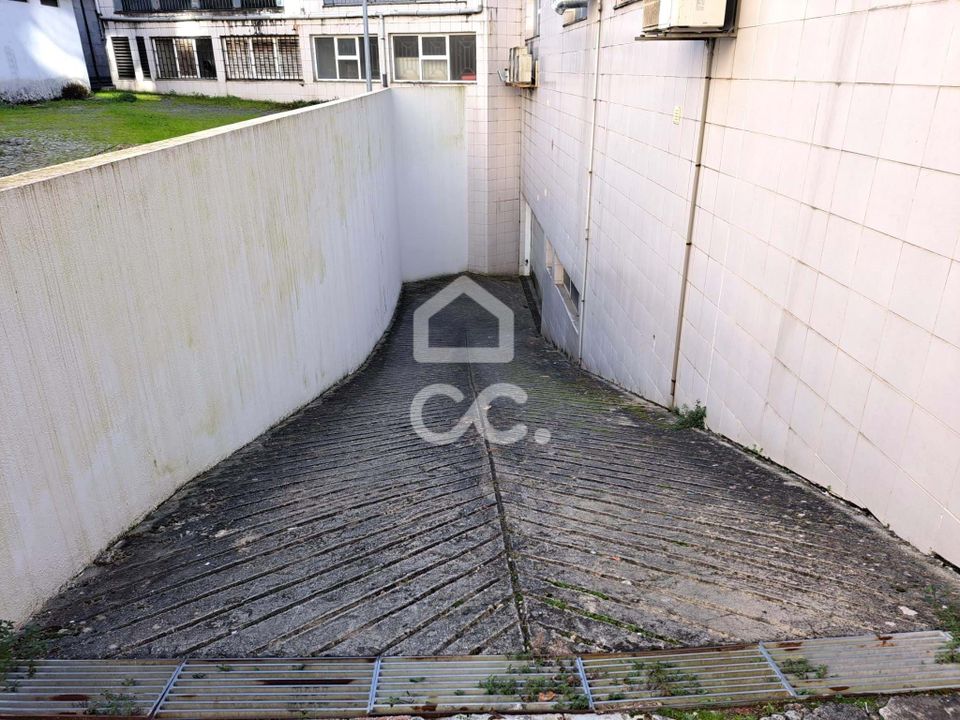 Garage i Viseu, Viseu - foto 1