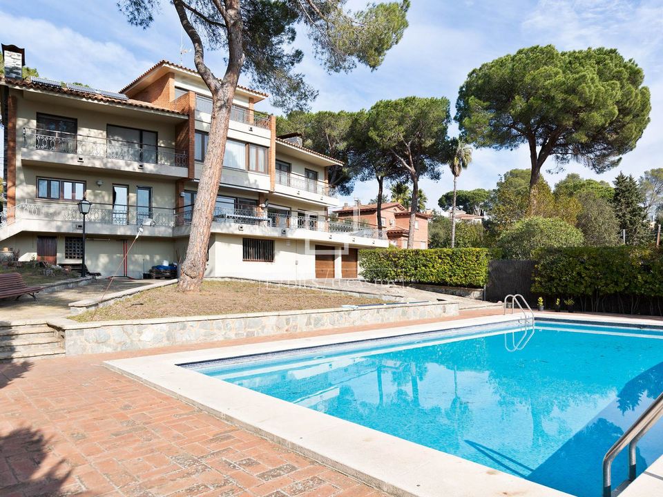Villa i Valldoreix, Barcelona - foto 2