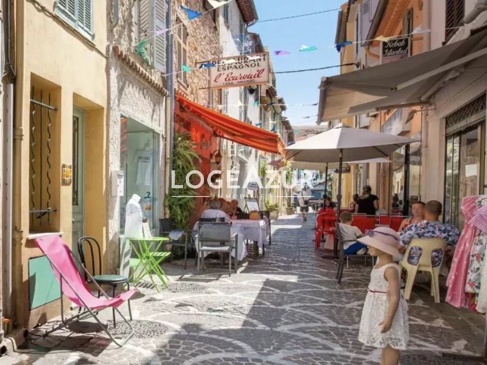 Erhvervsejendom i Antibes, Alpes-Maritimes - foto 4