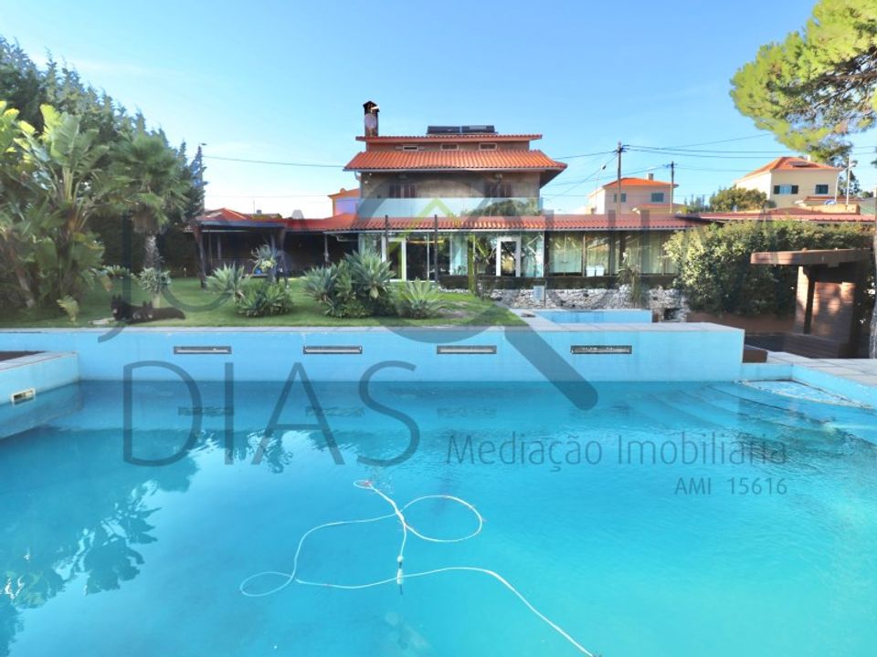Villa in Rio de Mouro-Estacao, Lisbon - foto 2