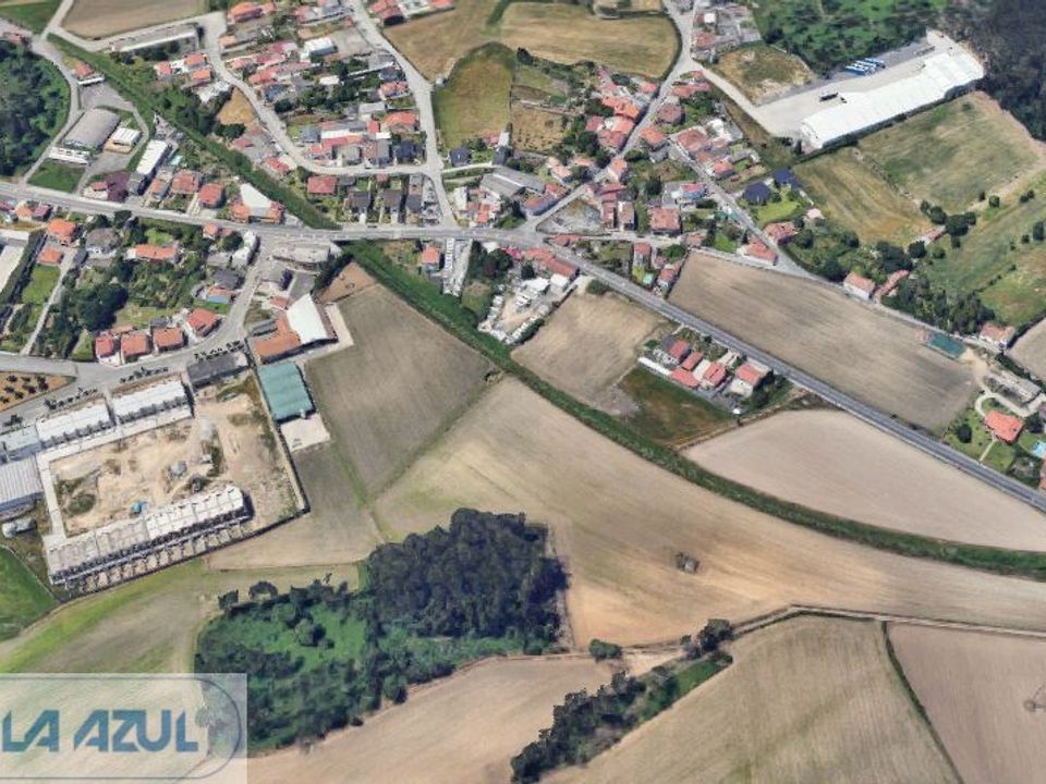 Helårsgrund i Maia, Porto - foto 1