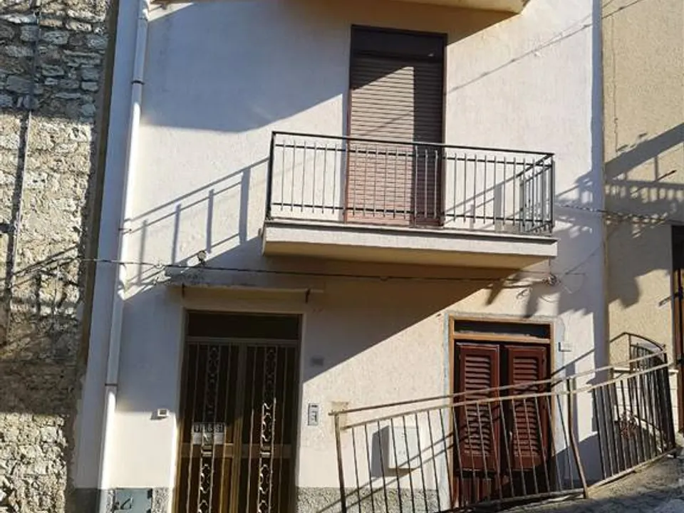 Villa i Chiusa Sclafani, Palermo - foto 1