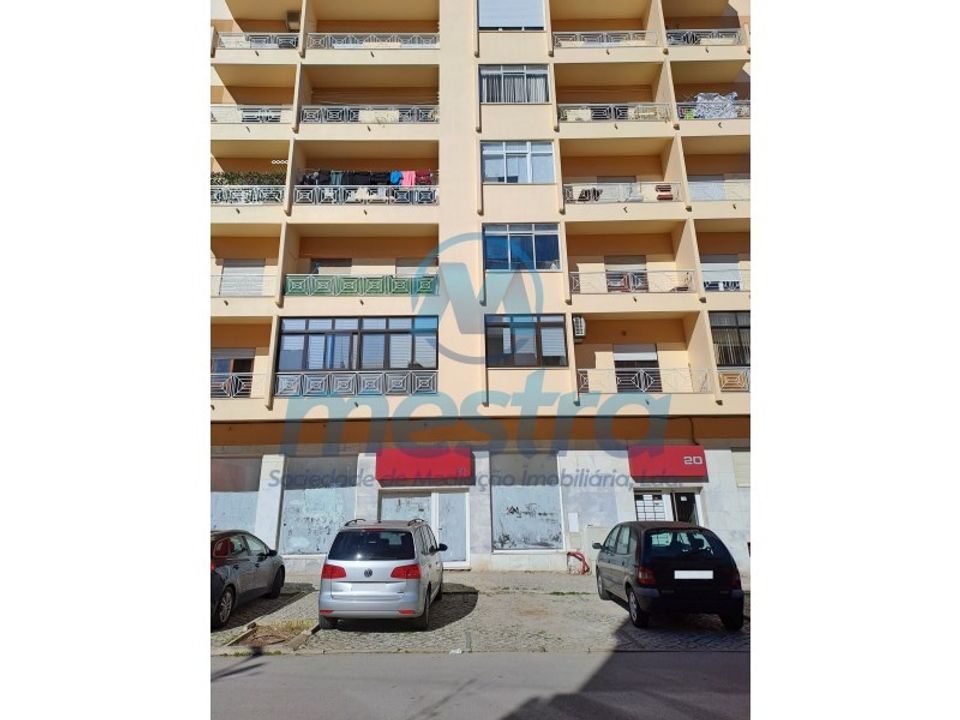 Erhvervsejendom i Barreiro, Setubal - foto 2