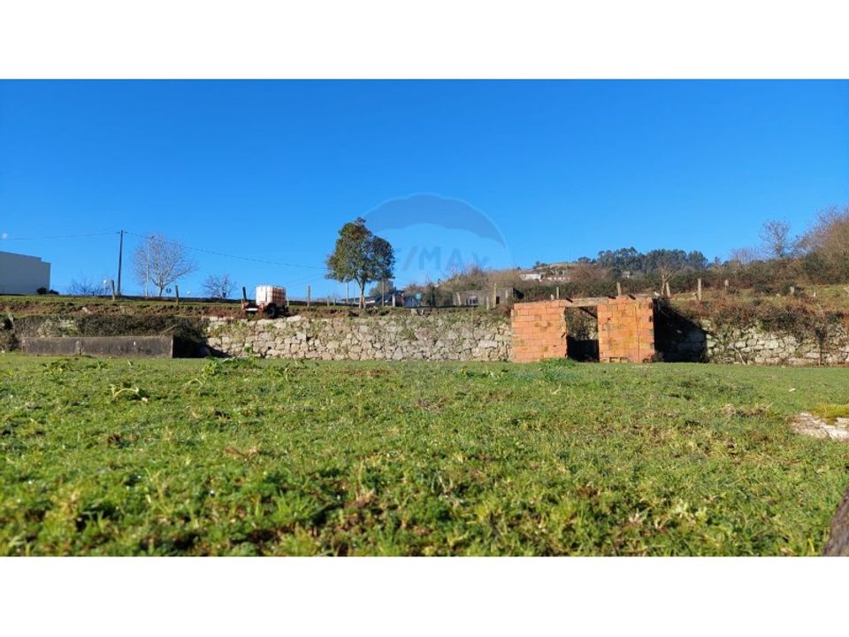 Helårsgrund i Arcos de Valdevez, Viana do Castelo - foto 1