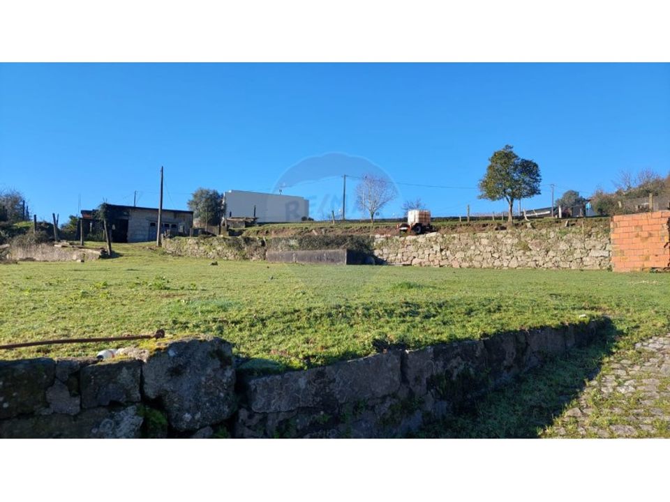Helårsgrund i Arcos de Valdevez, Viana do Castelo - foto 2