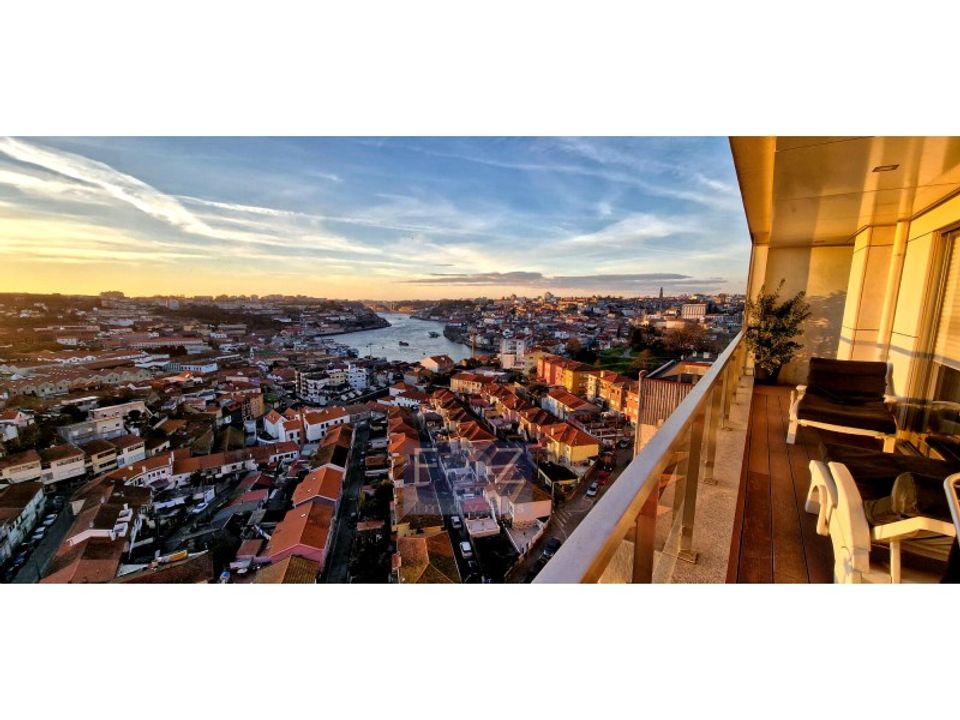 Lejlighed i Santa Marinha do Zezere, Porto - foto 1