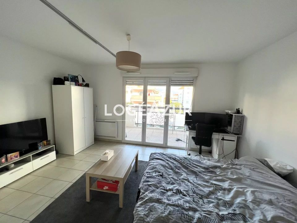 Leilighet i Saint-Laurent-du-Var, Alpes-Maritimes - bilde 2